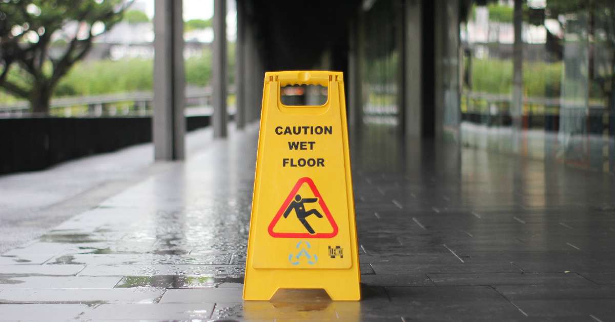 What Are the Advantages of an Emergency Spill Kit?